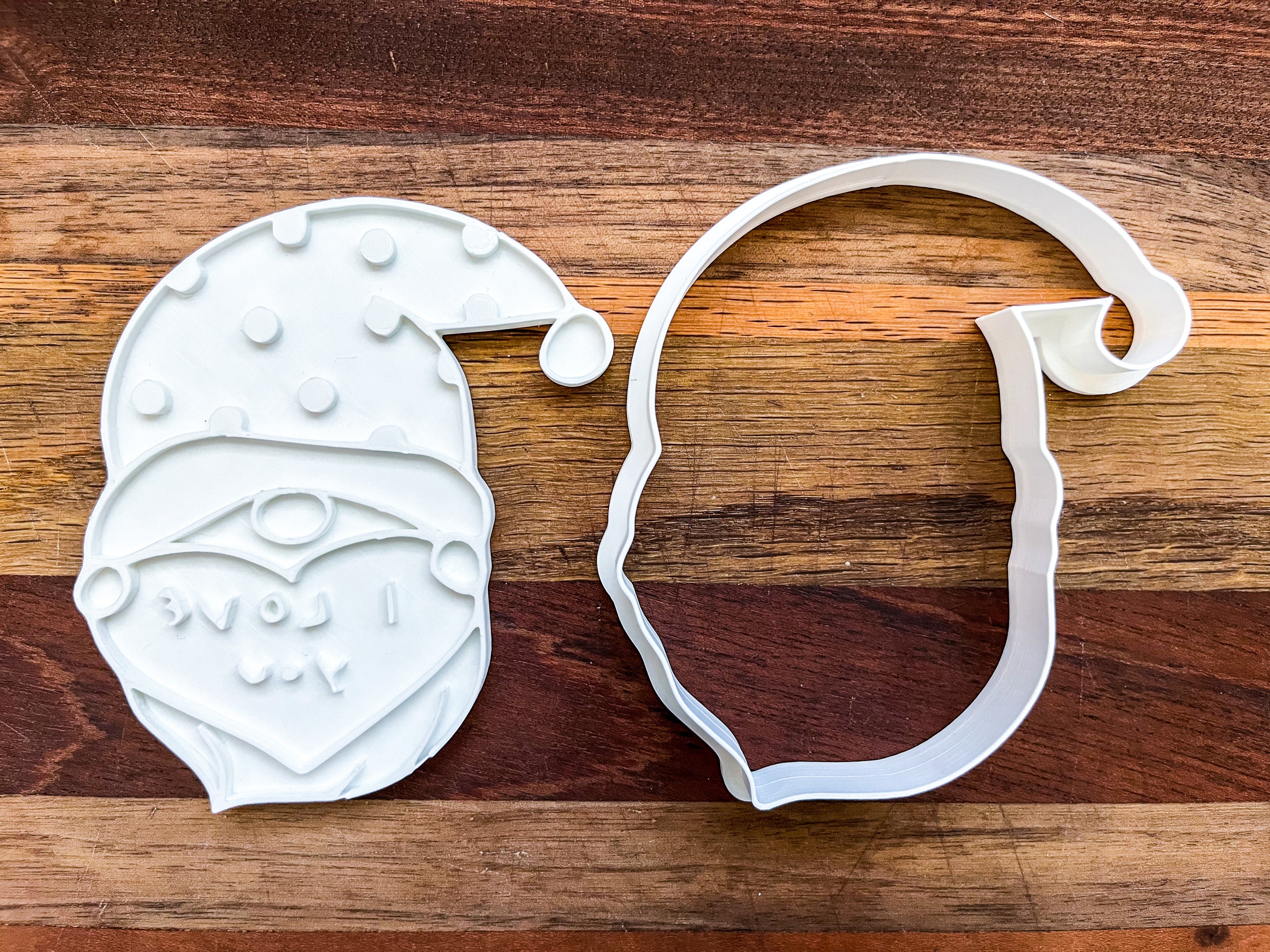 Gnome "I Love You" Cookie Cutter & Stamp Set - Valentine's Day Heart Baking Tool for Romantic Treats