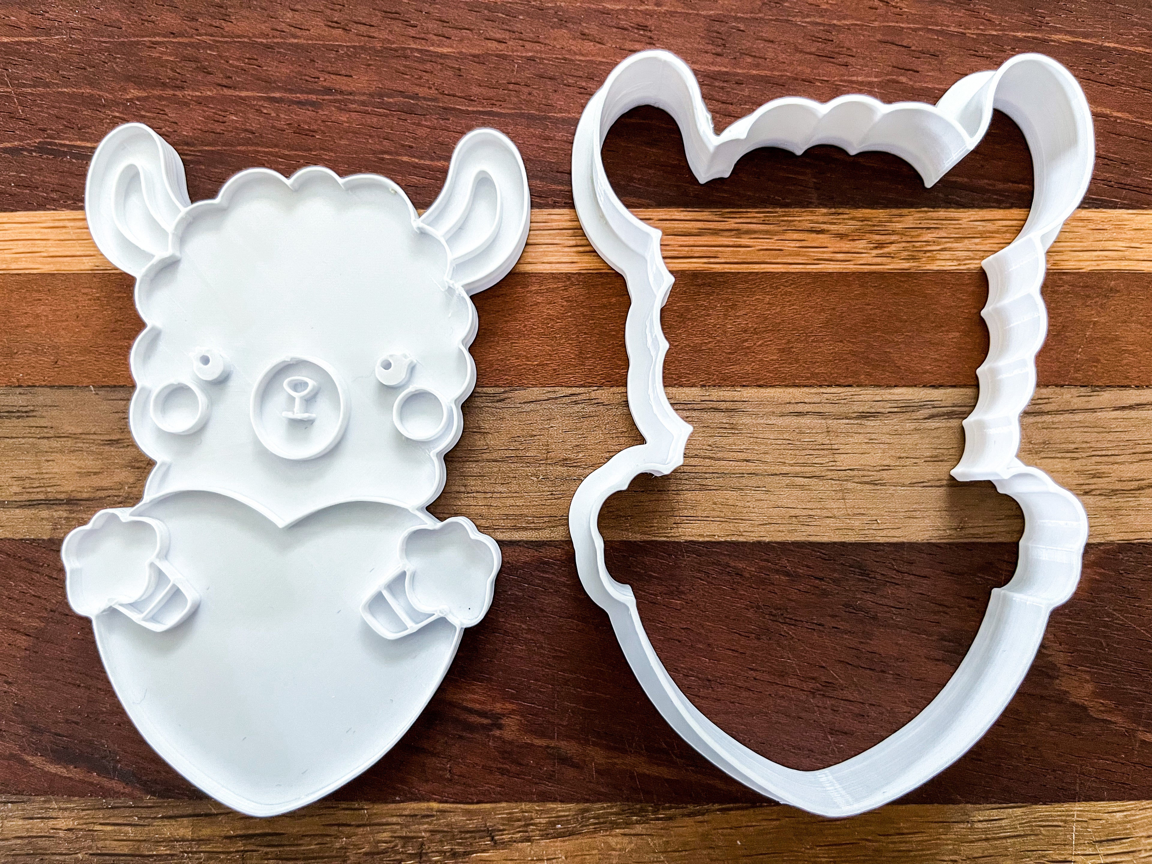 Llama Heart Cookie Cutter and Stamp Set - 4 Inch Detailed Plastic Baking Mold for Cookies, Fondant & Craft Clay