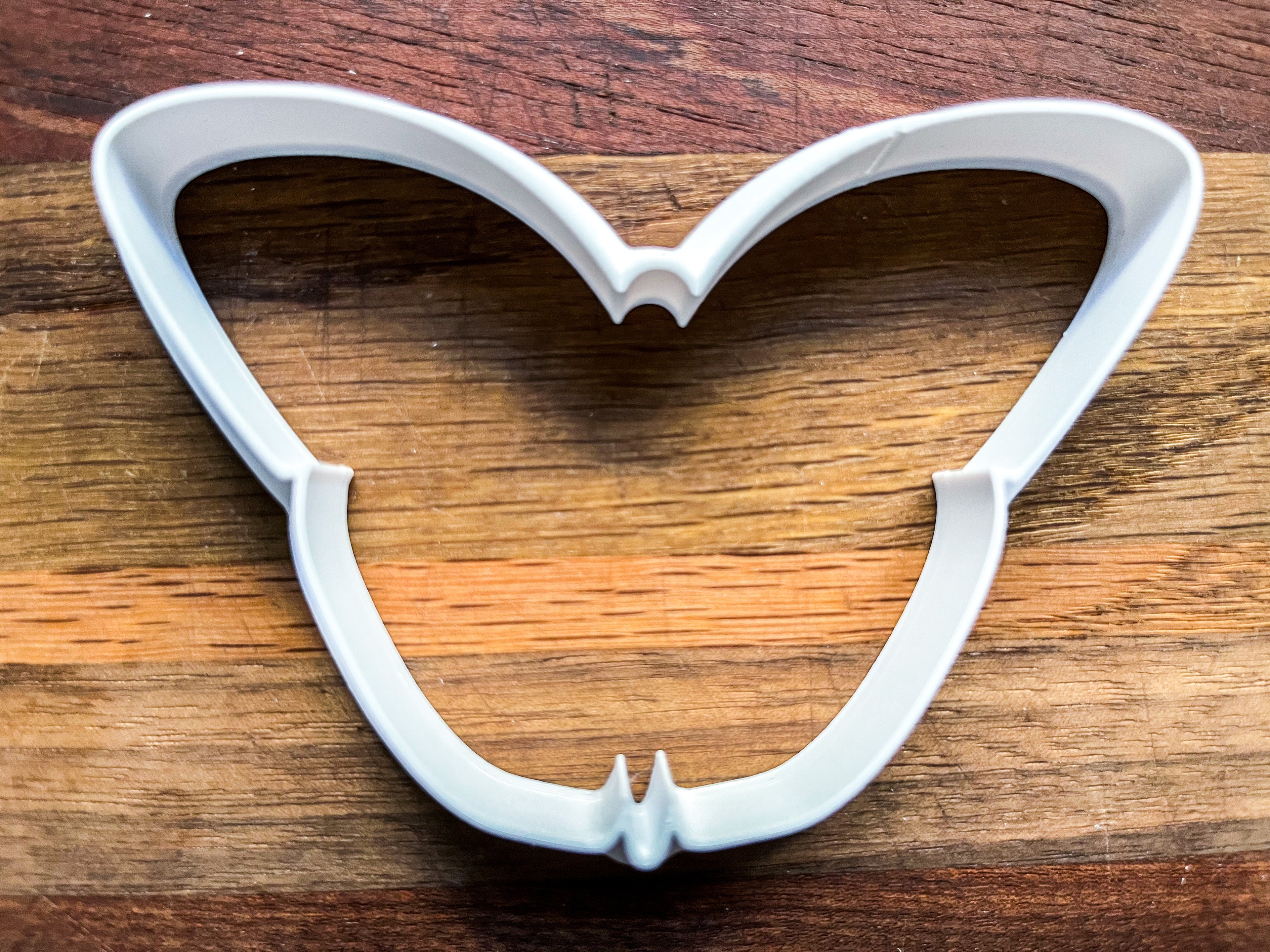 Butterfly Cookie Cutter - 4" Professional Baking Tool for Cookies, Fondant & Crafts